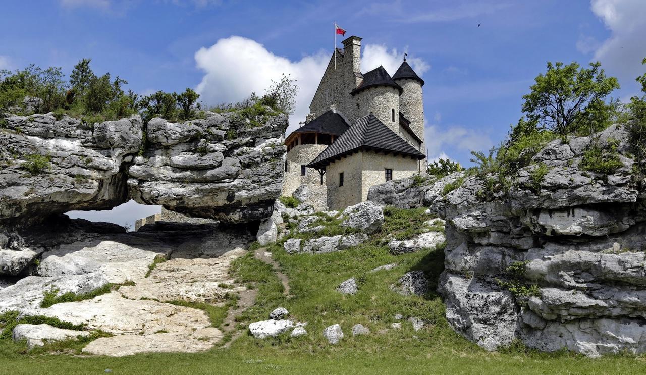 Hotel Zamek Bobolice Niegowa Екстер'єр фото